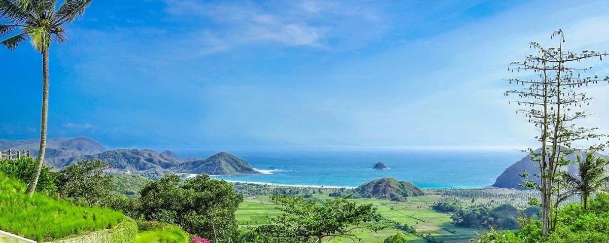 land-image-in-kuta-lombok